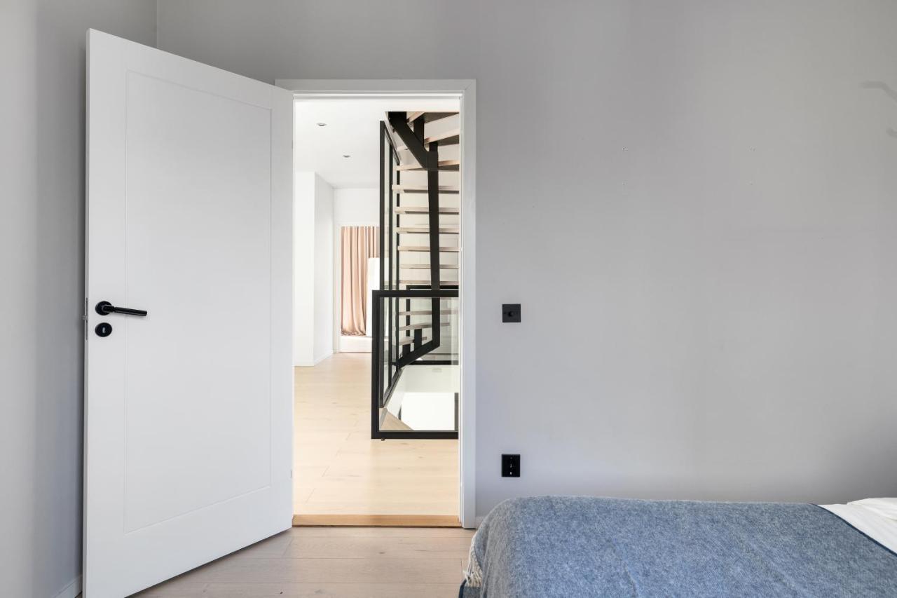 Stylish And Spacious Family Home สต็อกโฮล์ม ภายนอก รูปภาพ